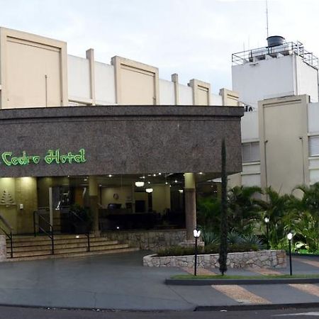 Cedro Hotel Londrina Exteriör bild