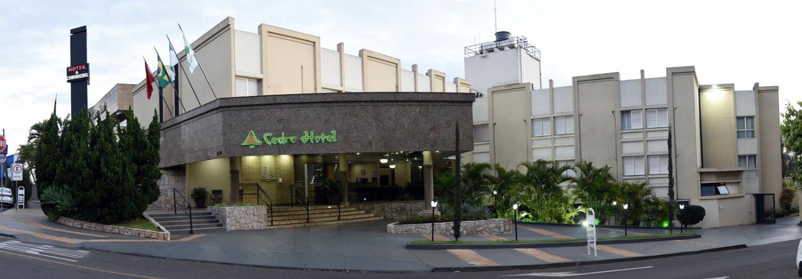 Cedro Hotel Londrina Exteriör bild