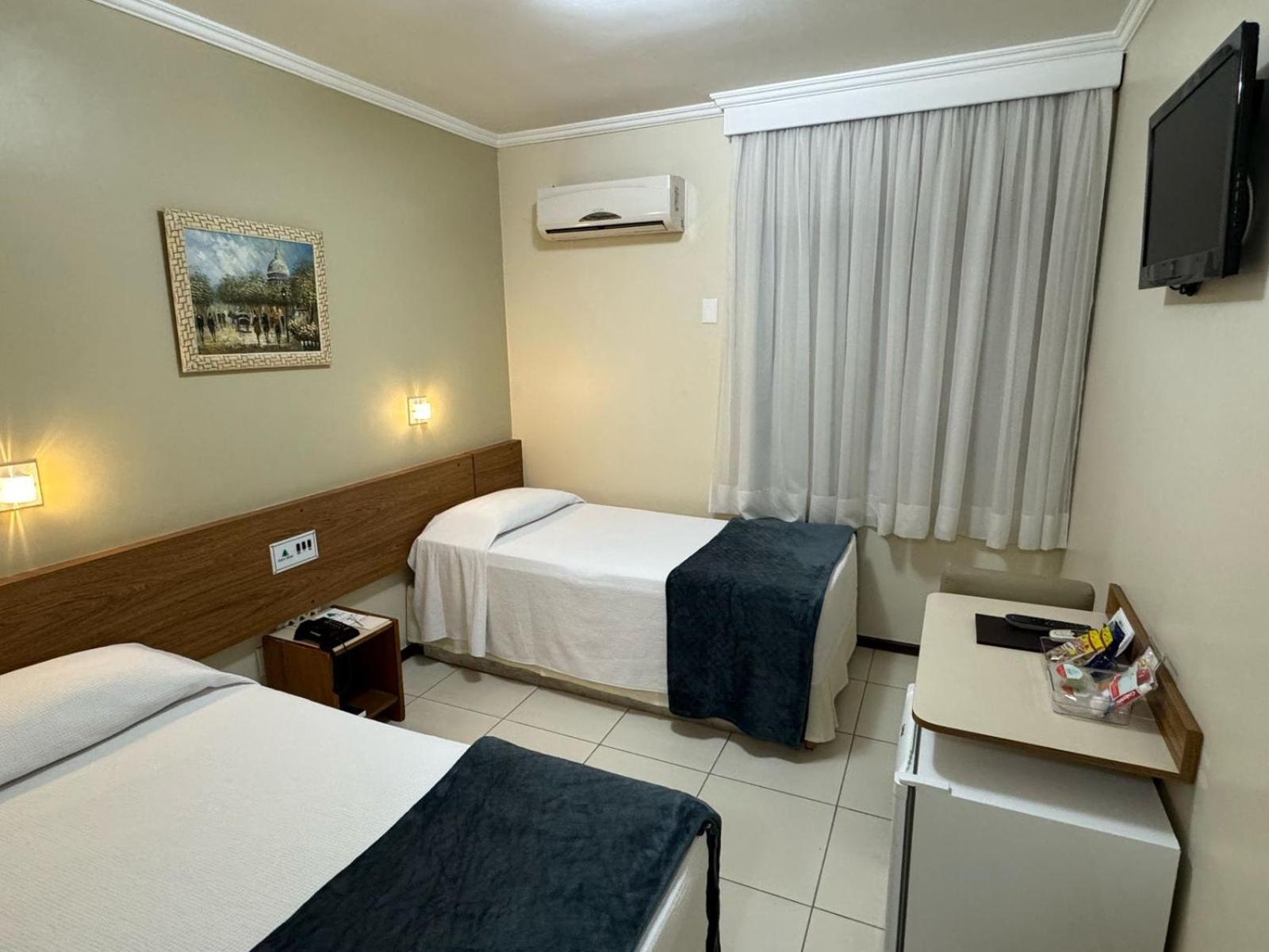 Cedro Hotel Londrina Exteriör bild